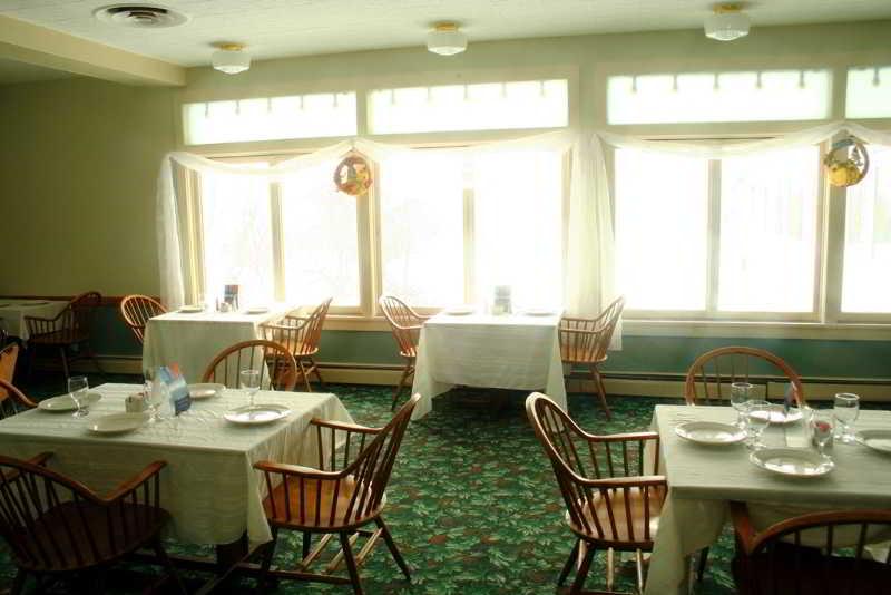 Finger Lakes Hotel Farmington Exterior photo